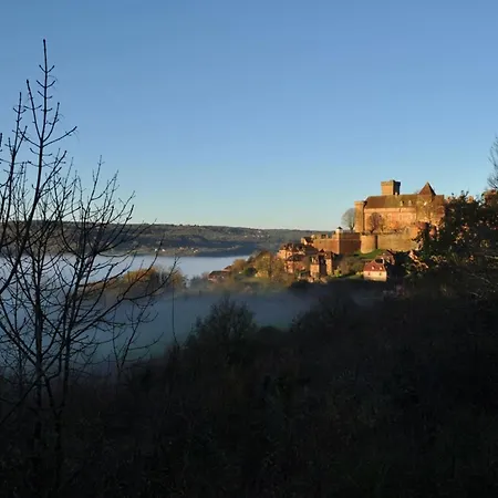 Nuitée Au Pied Du Château De Castelnau * Prudhomat
