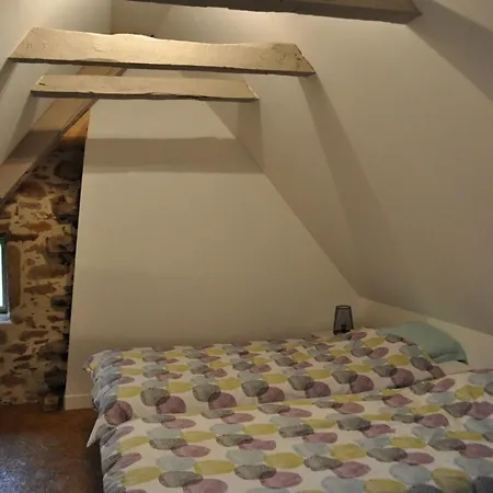Сasa de vacaciones Nuitée Au Pied Du Château De Castelnau