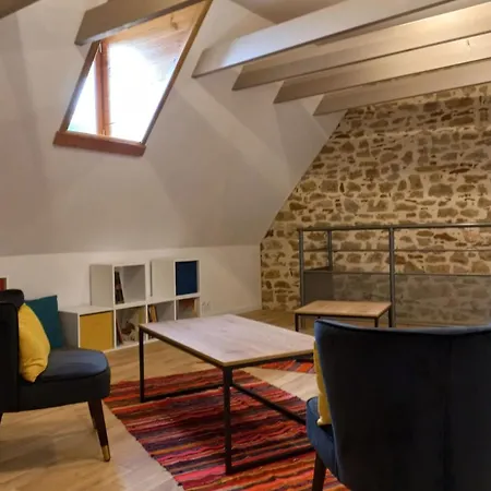 Σπίτι διακοπών Nuitee Au Pied Du Chateau De Castelnau *