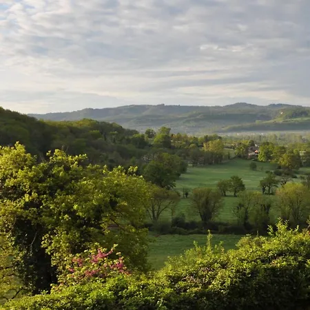 Nuitee Au Pied Du Chateau De Castelnau Σπίτι διακοπών Prudhomat
