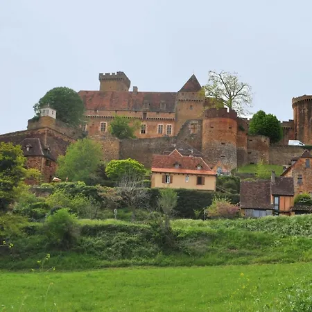 Nuitée Au Pied Du Château De Castelnau Prudhomat